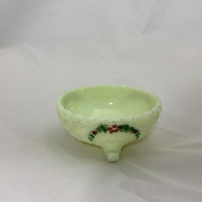 .226. ANTIQUE | Northwood Geneva | Four Piece Set