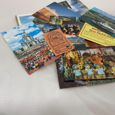 .230. VINTAGE | Disney World Postcard Lot