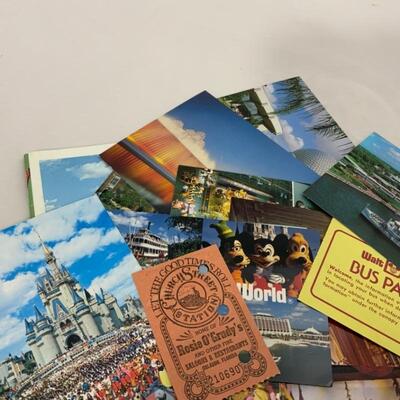 .230. VINTAGE | Disney World Postcard Lot