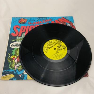 .231. VINTAGE | Arnold Palmer & Spider-Man Albums