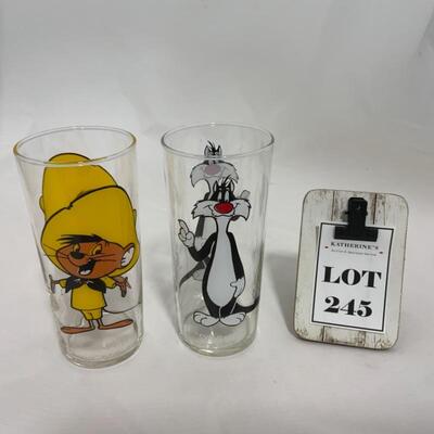 .245. VINTAGE | Looney Tunes | 1973 | Speedy Gonzalez | Sylvester