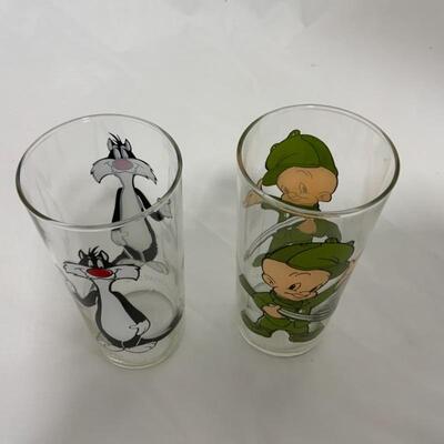 .246. VINTAGE | Looney Tunes | 1973 | Sylvester | Elmer Fudd