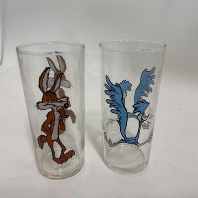 .249. VINTAGE | Looney Tunes | 1973 | Wile E Coyote | Road Runner