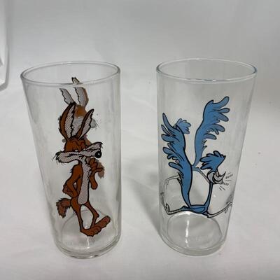 .249. VINTAGE | Looney Tunes | 1973 | Wile E Coyote | Road Runner