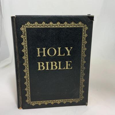 .250. Christian Home Study Bible | Pictures