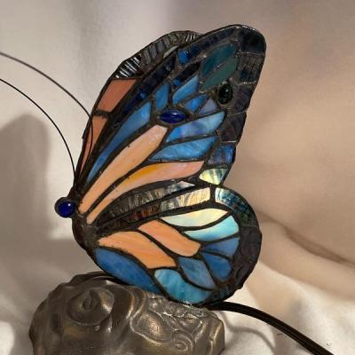 Butterfly touch lamp 