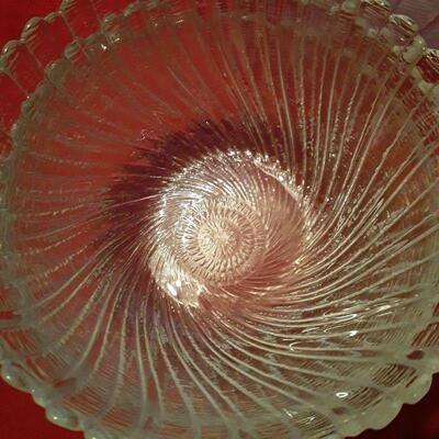 LOT Swirl patterned dishes