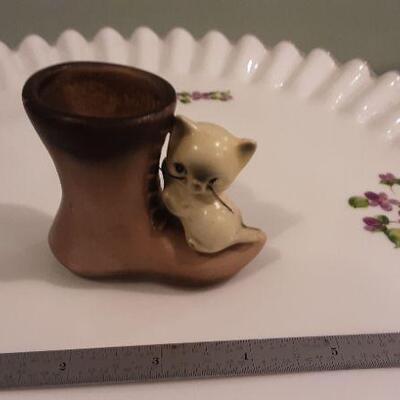 Kitty bud vase