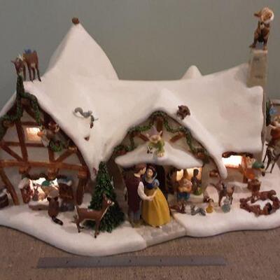 Snow White & 7 dwarves cottage