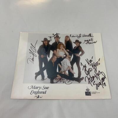 .299. Large Music Autograph 8x10 Lot | Tuff | Slice Girls | Country
