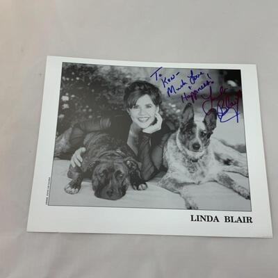 .300. Eight Tv & Movie Star Autographed 8x10s | BLAIR | GRAY | HONG