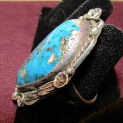 LOT 23  MEN'S TURQUOISE PYRITE & STERLING RING