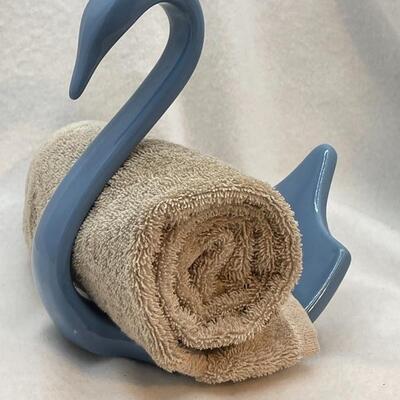Swan and bird vase