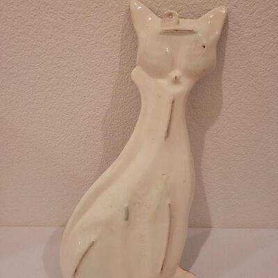 Lot 62: California Pottery Siamese Cat Hanging Platter 