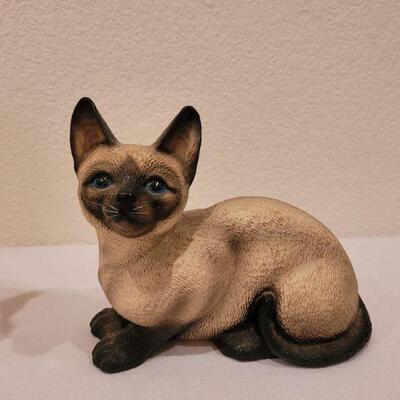 Lot 75: Vintage Real Fur Cat & Ceramic JK Cat