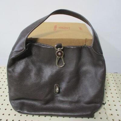 Lot 226 - Dooney Bourke Purse
