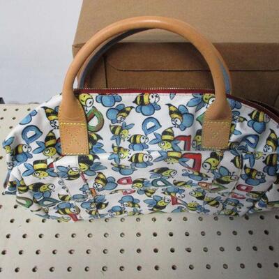 Lot 233 - Dooney Bourke Purse