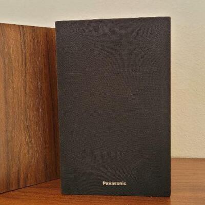 Lot 114: Vintage PANASONIC SB-153 Desk Speakers UNTESTED