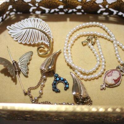 Lot 20 Vintage Jewelry & Boxes