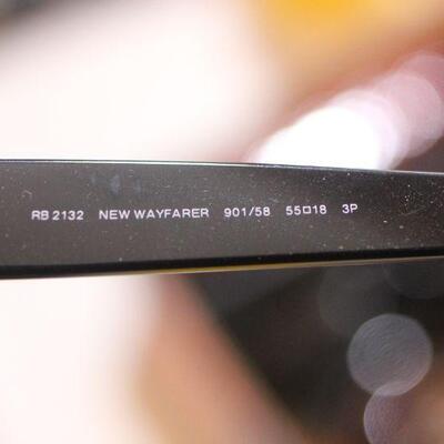 Lot 43 Ray-Ban Polarized Glasses in Case