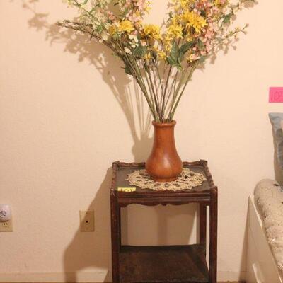 Lot 101 Vintage Side Table & Floral 26x18x18