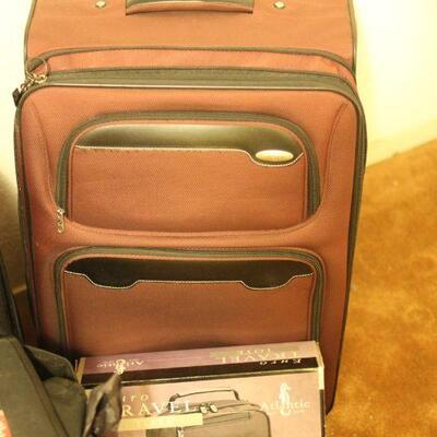 Lot 116 Suitcases & Accessories 