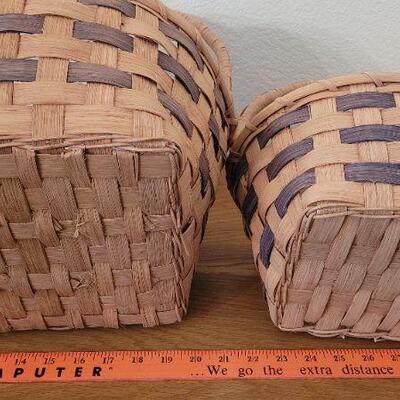 Lot 138: (4) Assorted Size Decorative Woven Baskets