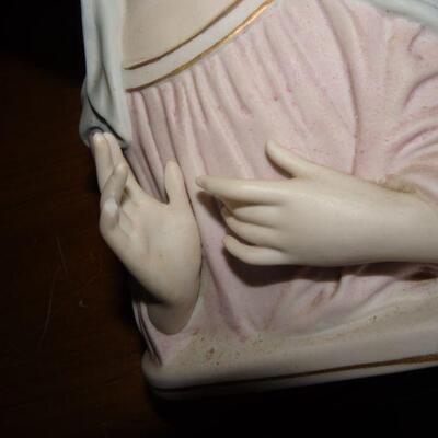 Virgin Mary Porcelain Figure - Damaged Finger 