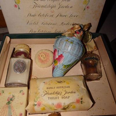 Vintage Perfume Bath Collection 
