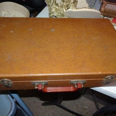 AMAZING Mid Century Game Suitcase - Roulette Wheel, Checkers, Chess, Horse Racing and more! 
