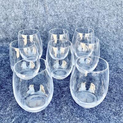 LOT 24  SET OF 8 GLASS ROUNDED TUMBLERS