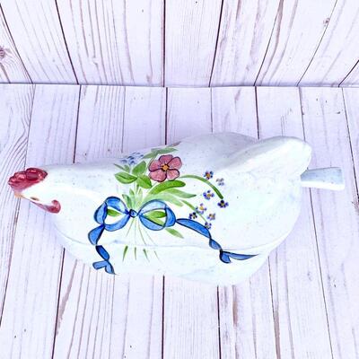 LOT 36  CERAMIC CHICKEN HEN TUREEN 
