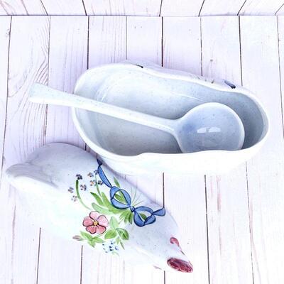 LOT 36  CERAMIC CHICKEN HEN TUREEN 
