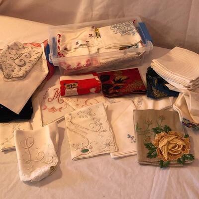 Lot 49 - Hankies, Scarves, Hats & Clutches