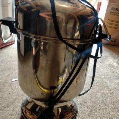Coffee Urn in Box with manual