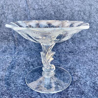 LOT 41  VINTAGE GLASS CANDY DISH 