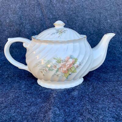 LOT 43  VINTAGE CERAMIC TEA POT
