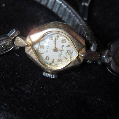 2 Working Vintage Watches