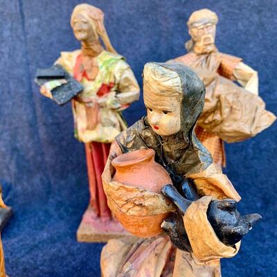 LOT 47  GROUP OF VINTAGE FOLK DOLLS WOOD & PAPER MACHE