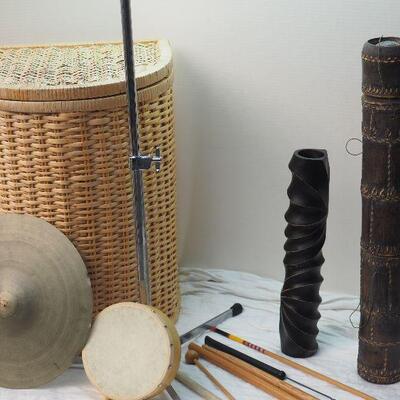 Lot 53 Kamala vintage Cymbal, stand, drum brushes and sticks, Percussion wood , Tamborine