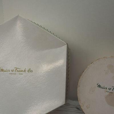 Lot 56 hats, hat boxes ( empty) Rafia hat band material, Sturdy woven brown bin