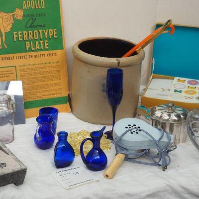 Lot 58 Collectibles #2 Crock, Vintage shoe horns, Carved large Designer glass bowl, Silver plate