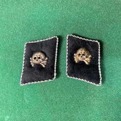 LOT#54B: WWII German Totenkopf Skull Officer Collar Tabs