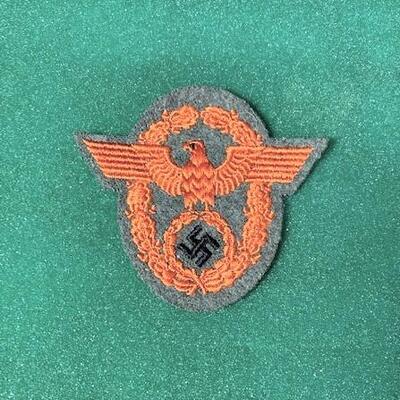 LOT#60B: Feldgendarmerie Arms Badge Nazi