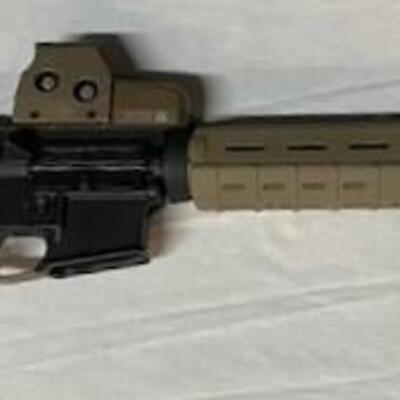 LOT#62: Lewis Machine & Tool (LMT) 5.56 Defender 2000.