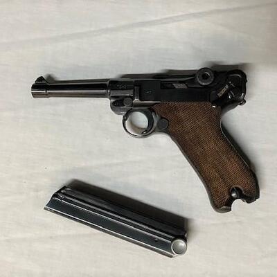 LOT#70: S42 1939 Lugar 9mm