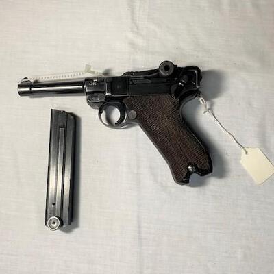 LOT#99: 1942 Mauser Police 9mm