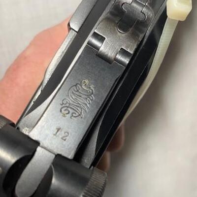 LOT#100: 1917 DWM Artillery Luger 9mm Matching Numbers Except Wood Mag