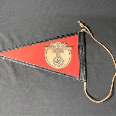 LOT#109B: NSKK Car Pennant 1931-1945