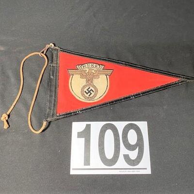 LOT#109B: NSKK Car Pennant 1931-1945